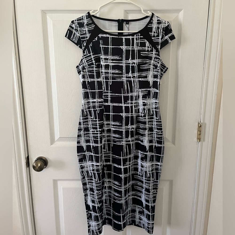 LunaJany Black and White Grid Pattern Sheath Dress